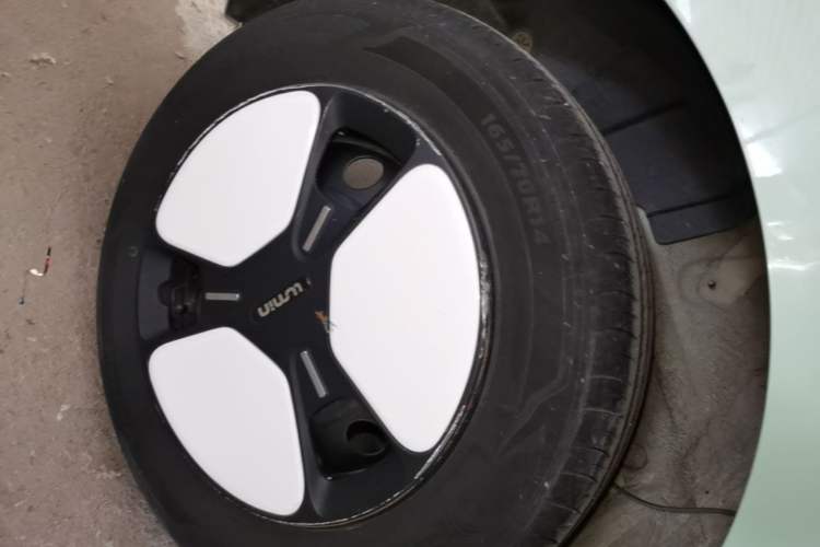Used CHANGAN NEVO Lumin 2022 155 km – Refreshingly Sweet Edition Right Rear Wheel Hub