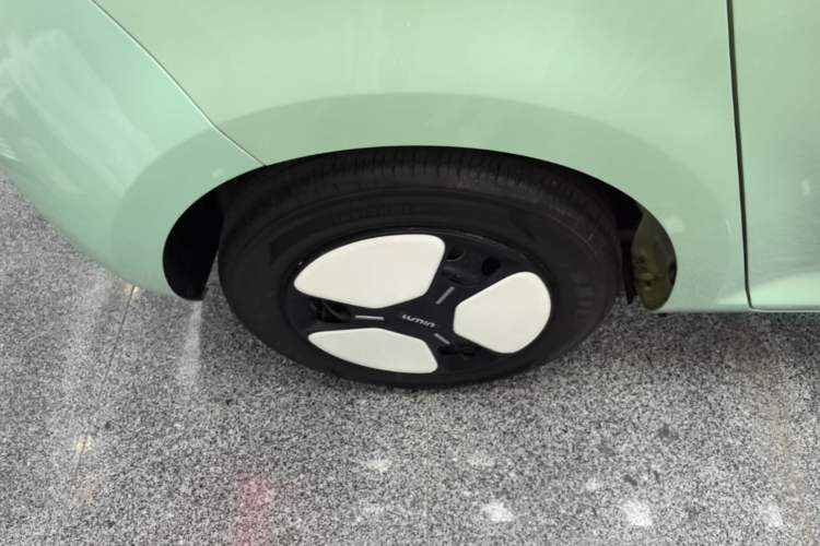Used CHANGAN NEVO Lumin 2022 210km Sweet Edition Right Rear Wheel Hub