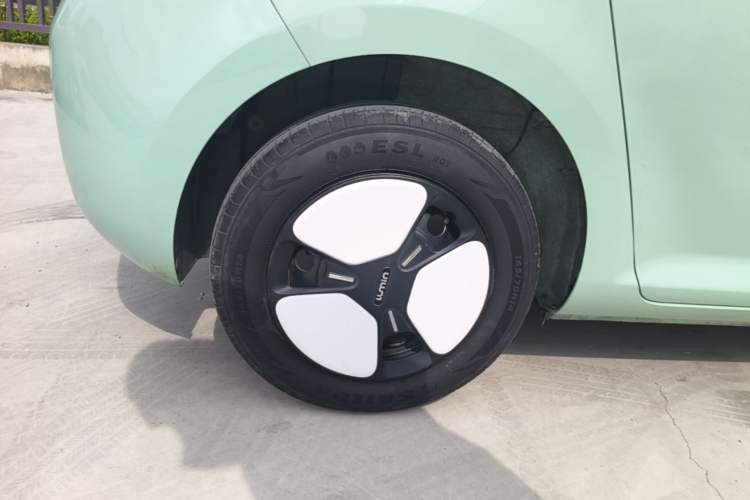 Used CHANGAN NEVO Lumin 2022 210km Sweet Edition Right Rear Wheel Hub