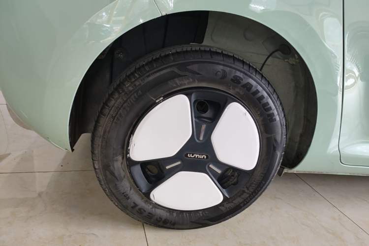 Used CHANGAN NEVO Lumin 2022 301km Honey-Sweet Version Right Rear Wheel Hub