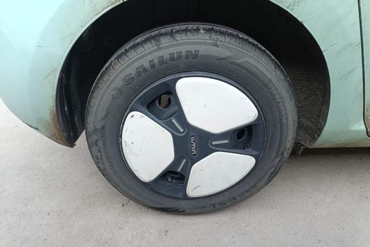 Used CHANGAN NEVO Lumin 2022 155 km – Refreshingly Sweet Edition Right Rear Wheel Hub