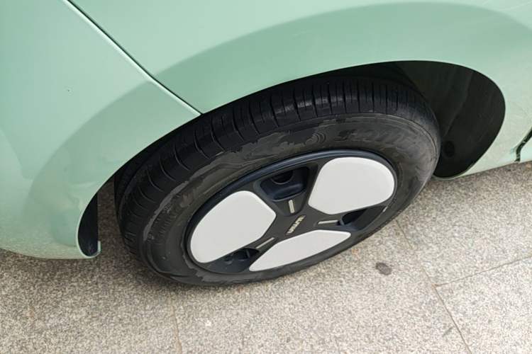 Used CHANGAN NEVO Lumin 2022 210km Sweet Edition Right Rear Wheel Hub