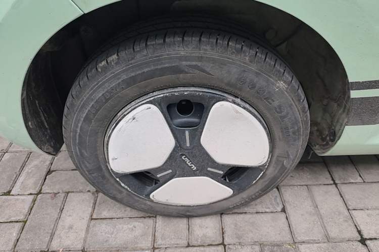 Used CHANGAN NEVO Lumin 2022 155 km – Refreshingly Sweet Edition Right Rear Wheel Hub