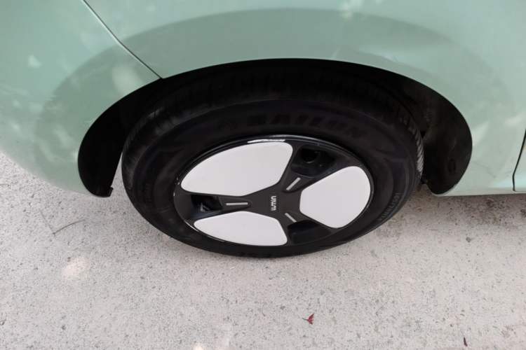 Used CHANGAN NEVO Lumin 2022 210km Sweet Edition Right Rear Wheel Hub
