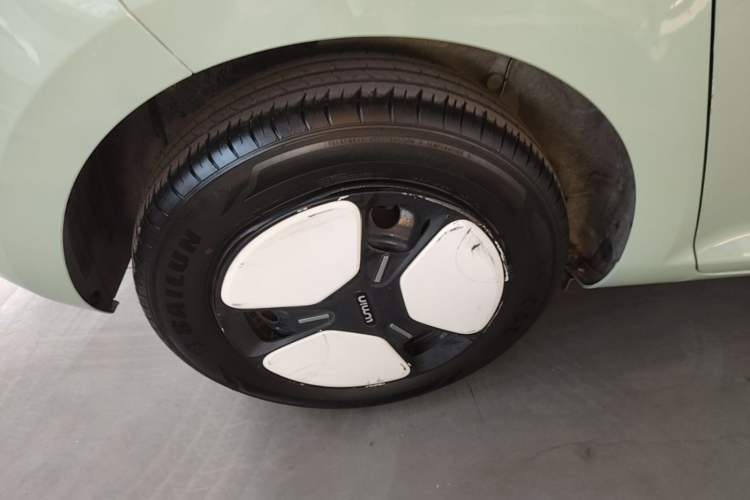 Used CHANGAN NEVO Lumin 2022 210km Sweet Edition Right Rear Wheel Hub