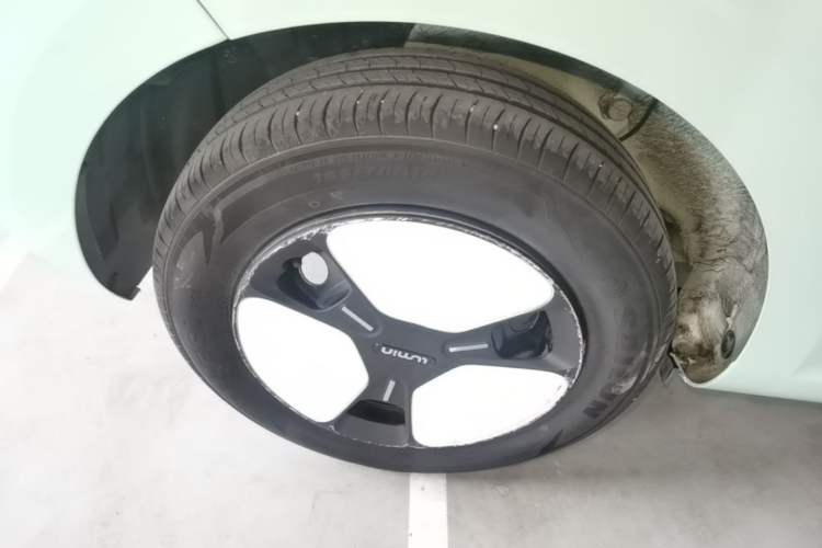 Used CHANGAN NEVO Lumin 2022 155 km – Refreshingly Sweet Edition Right Rear Wheel Hub
