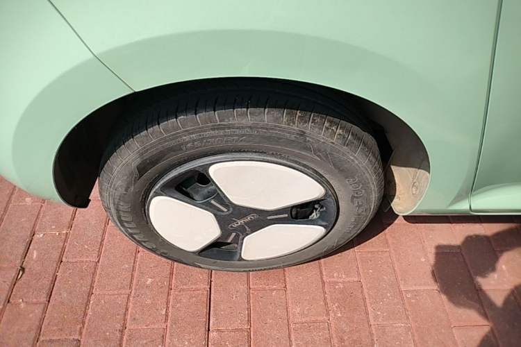 Used CHANGAN NEVO Lumin 2022 210km Sweet Edition Right Rear Wheel Hub