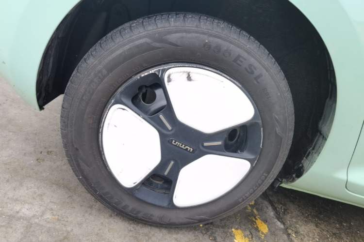 Used CHANGAN NEVO Lumin 2022 155 km – Refreshingly Sweet Edition Right Rear Wheel Hub