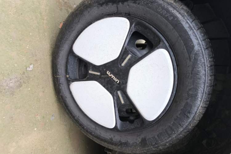 Used CHANGAN NEVO Lumin 2022 155 km – Refreshingly Sweet Edition Right Rear Wheel Hub