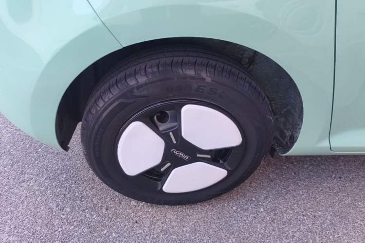Used CHANGAN NEVO Lumin 2022 210km Sweet Edition Right Rear Wheel Hub