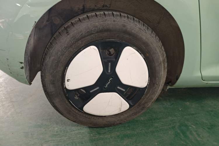 Used CHANGAN NEVO Lumin 2022 155 km – Refreshingly Sweet Edition Right Rear Wheel Hub