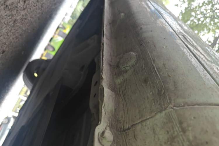 Used CHANGAN NEVO Lumin 2022 155 km – Refreshingly Sweet Edition Right Side Sill