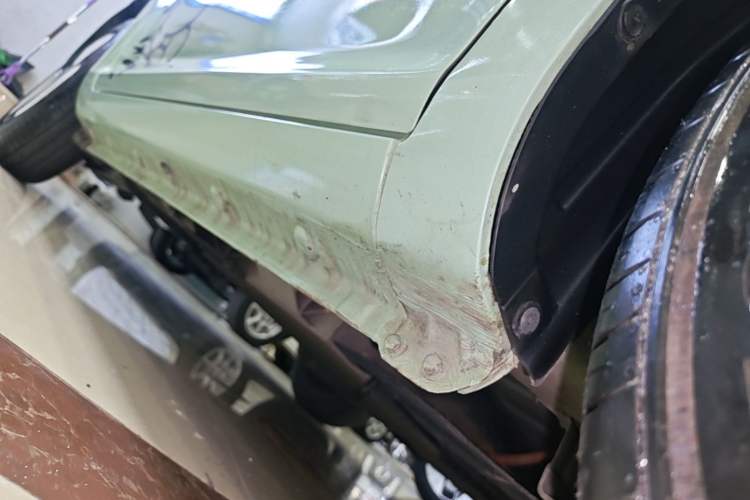 Used CHANGAN NEVO Lumin 2022 210km Sweet Edition Right Side Sill