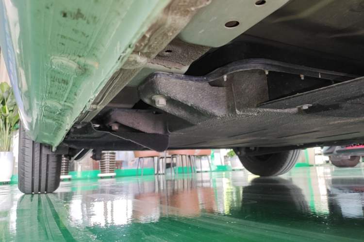 Used CHANGAN NEVO Lumin 2022 155 km – Refreshingly Sweet Edition Right Side Sill