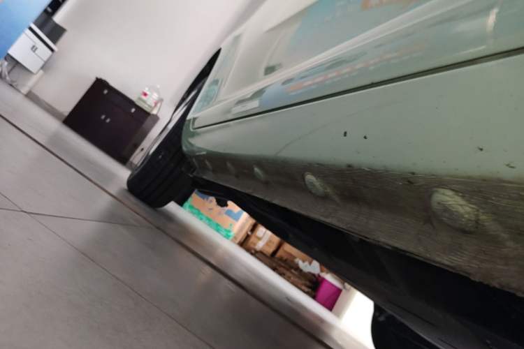 Used CHANGAN NEVO Lumin 2022 155 km – Refreshingly Sweet Edition Right Side Sill