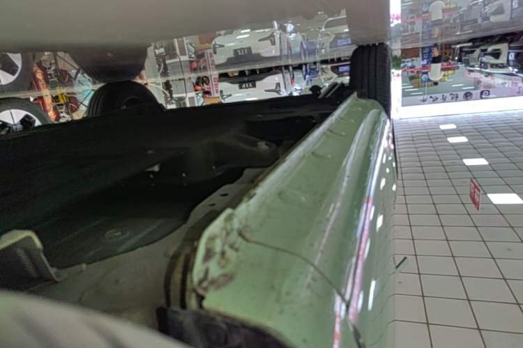 Used CHANGAN NEVO Lumin 2022 210km Sweet Edition Right Side Sill