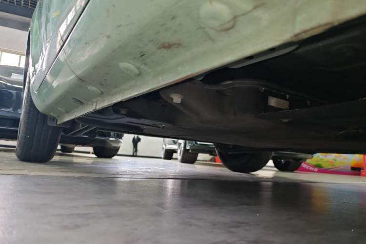 Used CHANGAN NEVO Lumin 2022 155 km – Refreshingly Sweet Edition Right Side Sill
