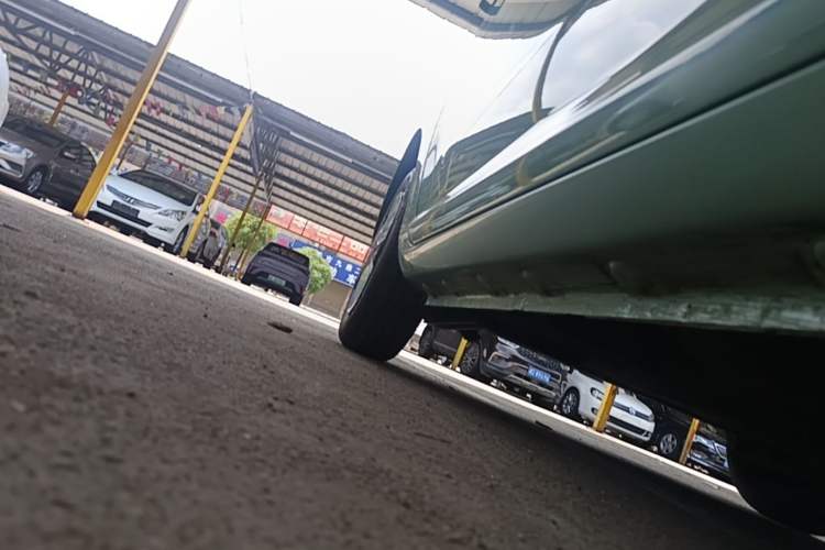 Used CHANGAN NEVO Lumin 2022 155 km – Refreshingly Sweet Edition Right Side Sill