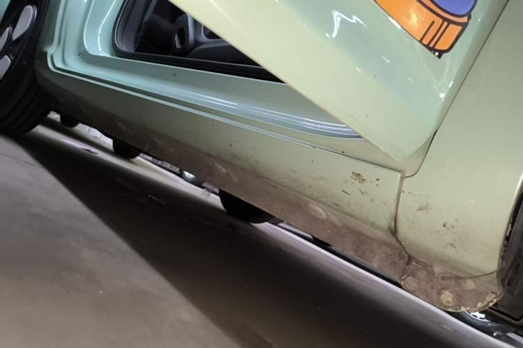Used CHANGAN NEVO Lumin 2022 210km Sweet Edition Right Side Sill