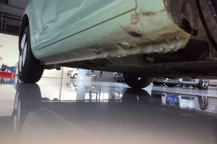 Used CHANGAN NEVO Lumin 2022 210km Sweet Edition Right Side Sill