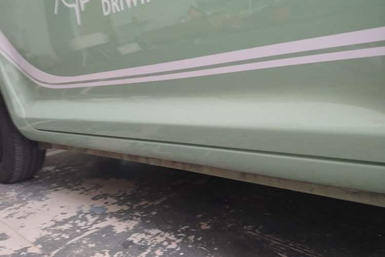 Used CHANGAN NEVO Lumin 2022 210km Sweet Edition Right Side Sill