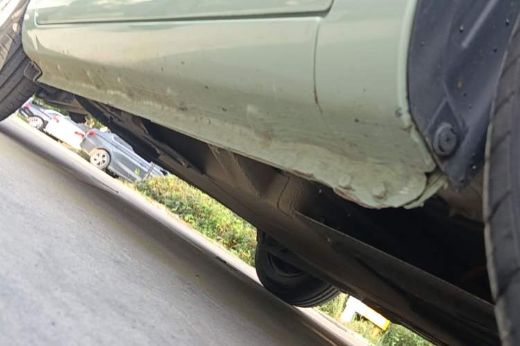 Used CHANGAN NEVO Lumin 2022 155 km – Refreshingly Sweet Edition Right Side Sill
