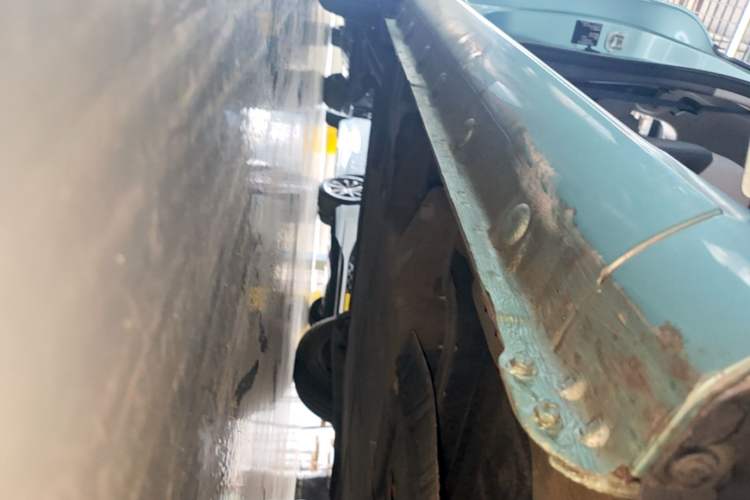 Used CHANGAN NEVO Lumin 2022 210km Sweet Edition Right Side Sill