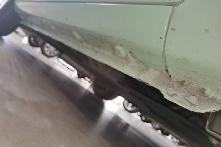 Used CHANGAN NEVO Lumin 2022 155 km – Refreshingly Sweet Edition Right Side Sill
