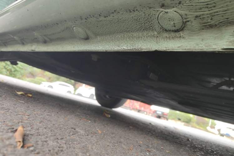 Used CHANGAN NEVO Lumin 2022 210km Sweet Edition Right Side Sill