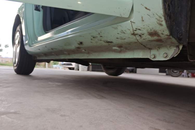 Used CHANGAN NEVO Lumin 2022 210km Sweet Edition Right Side Sill