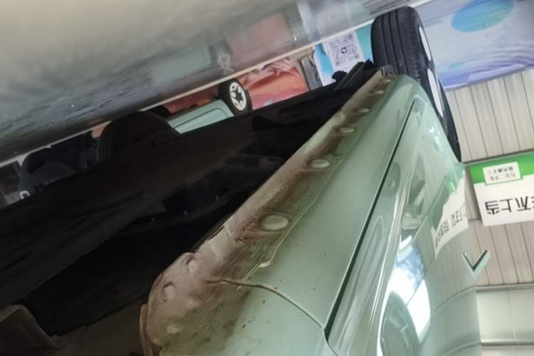 Used CHANGAN NEVO Lumin 2022 210km Sweet Edition Right Side Sill