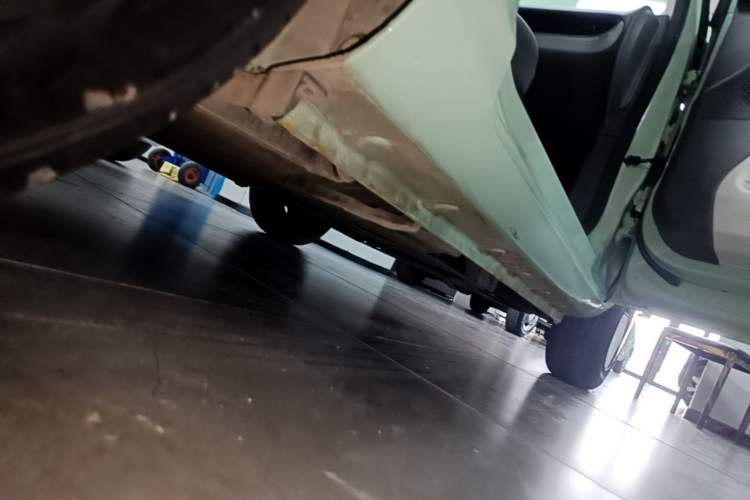 Used CHANGAN NEVO Lumin 2022 210km Sweet Edition Right Side Sill