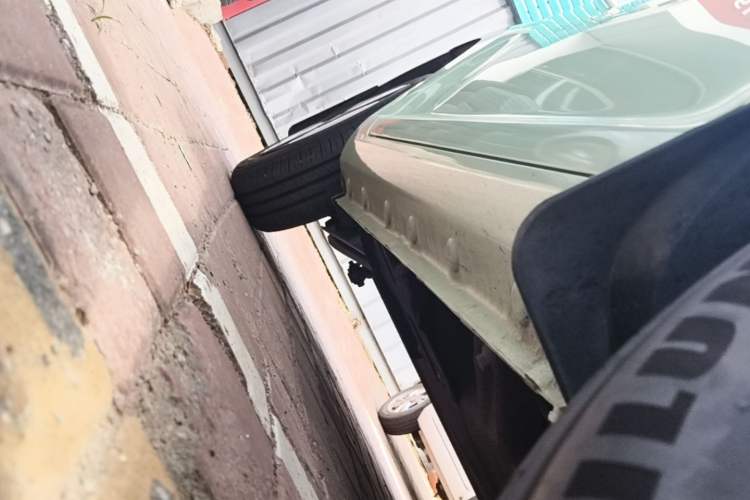 Used CHANGAN NEVO Lumin 2022 155 km – Refreshingly Sweet Edition Right Side Sill