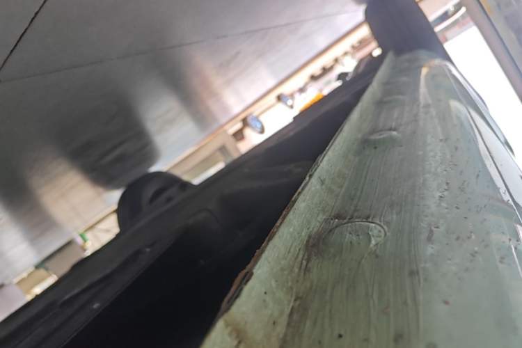 Used CHANGAN NEVO Lumin 2022 155 km – Refreshingly Sweet Edition Right Side Sill