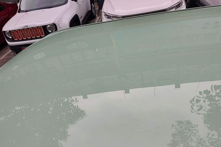 Used CHANGAN NEVO Lumin 2022 155 km – Refreshingly Sweet Edition Roof