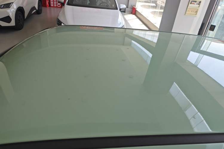 Used CHANGAN NEVO Lumin 2022 155 km – Refreshingly Sweet Edition Roof