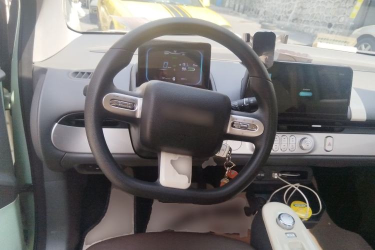 Used CHANGAN NEVO Lumin 2022 155 km – Refreshingly Sweet Edition Steering Wheel