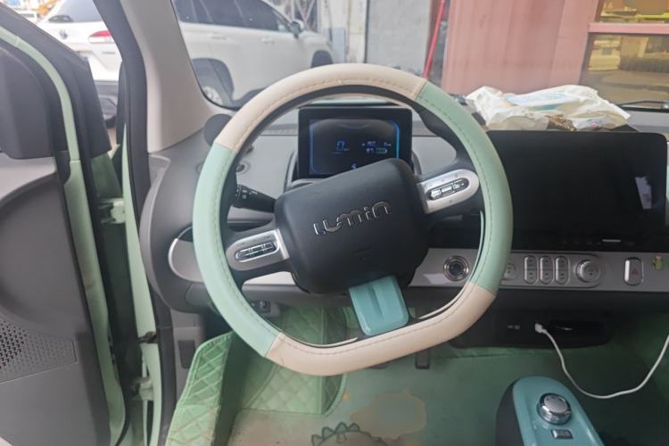 Used CHANGAN NEVO Lumin 2022 155 km – Refreshingly Sweet Edition Steering Wheel
