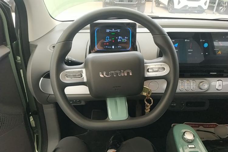 Used CHANGAN NEVO Lumin 2022 155 km – Refreshingly Sweet Edition Steering Wheel