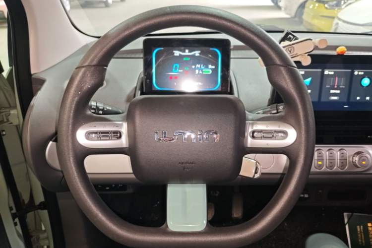 Used CHANGAN NEVO Lumin 2022 155 km – Refreshingly Sweet Edition Steering Wheel
