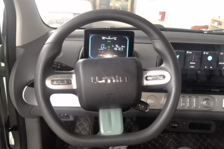 Used CHANGAN NEVO Lumin 2022 155 km – Refreshingly Sweet Edition Steering Wheel