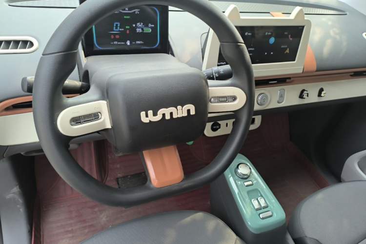 Used CHANGAN NEVO Lumin 2022 155 km – Refreshingly Sweet Edition Steering Wheel