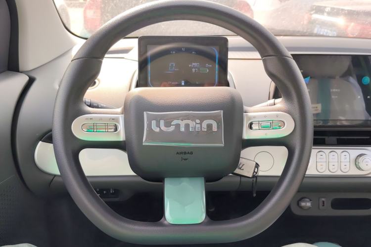 Used CHANGAN NEVO Lumin 2022 301km Honey-Sweet Version Steering Wheel