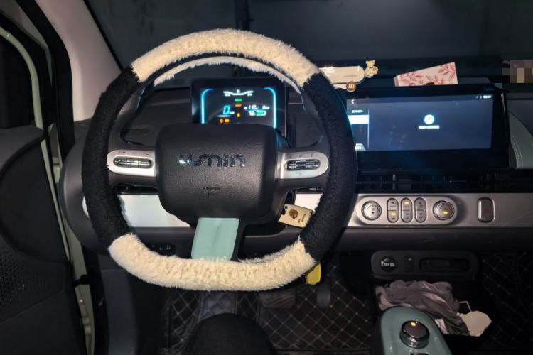 Used CHANGAN NEVO Lumin 2022 155 km – Refreshingly Sweet Edition Steering Wheel