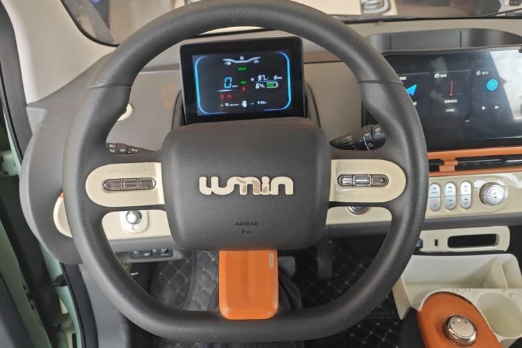 Used CHANGAN NEVO Lumin 2022 155 km – Refreshingly Sweet Edition Steering Wheel