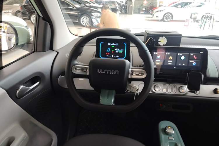 Used CHANGAN NEVO Lumin 2022 301km Honey-Sweet Version Steering Wheel