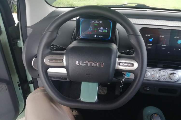 Used CHANGAN NEVO Lumin 2022 155 km – Refreshingly Sweet Edition Steering Wheel