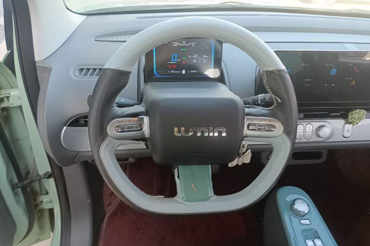 Used CHANGAN NEVO Lumin 2022 155 km – Refreshingly Sweet Edition Steering Wheel