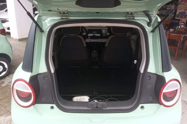 Used CHANGAN NEVO Lumin 2022 210km Sweet Edition Trunk