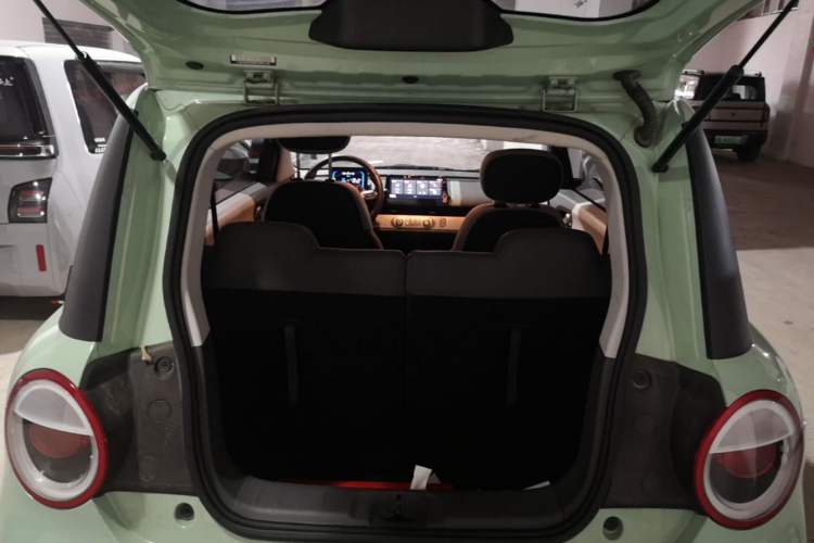 Used CHANGAN NEVO Lumin 2022 210km Sweet Edition Trunk